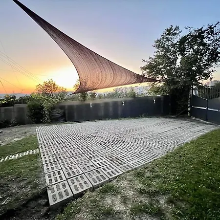 Utulny Maly Domcek S Virivkou Villa Kassa