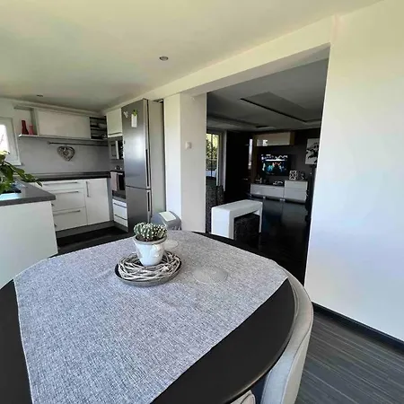 Utulny Maly Domcek S Virivkou Villa *