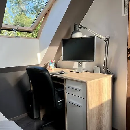 Utulny Maly Domcek S Virivkou