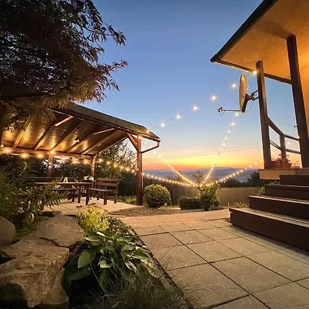 Villa Utulny Dom S Virivkou S Vyhladom Na Mesto A Velkym Parkoviskom Kassa