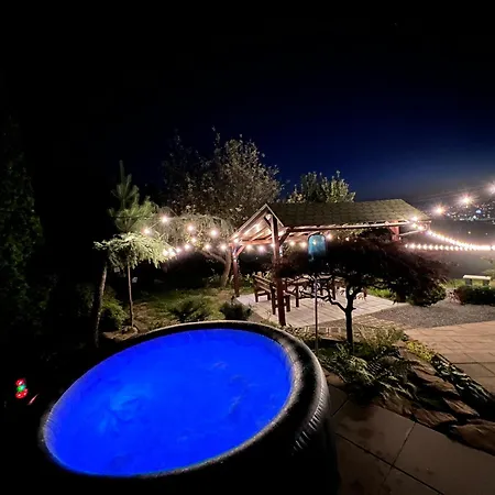 útulný Malý Domček S Vírivkou Košice