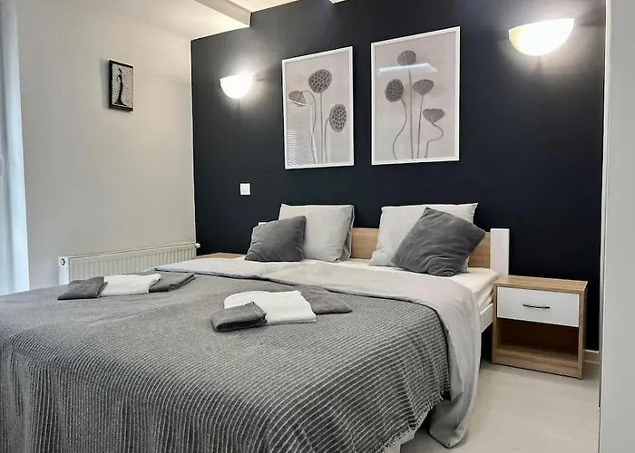 ヴィラ Utulny Maly Domcek S Virivkou *