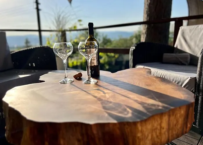 Utulny Maly Domcek S Virivkou ヴィラ *