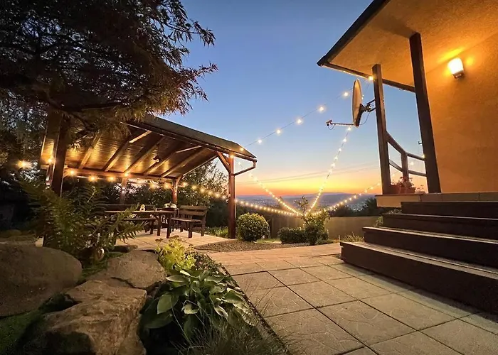 ヴィラ Utulny Maly Domcek S Virivkou コシツェ