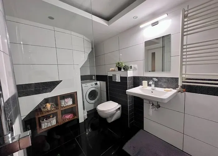 ヴィラ Utulny Maly Domcek S Virivkou